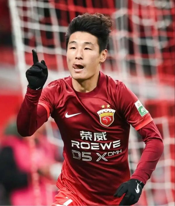 问鼎娱乐官网下载 新民场外音｜关尹：下一个武磊，会是他吗？